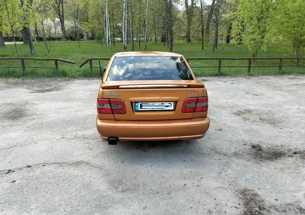 Volvo S70 cena 13300 przebieg: 325000, rok produkcji 1998 z Poznań małe 137